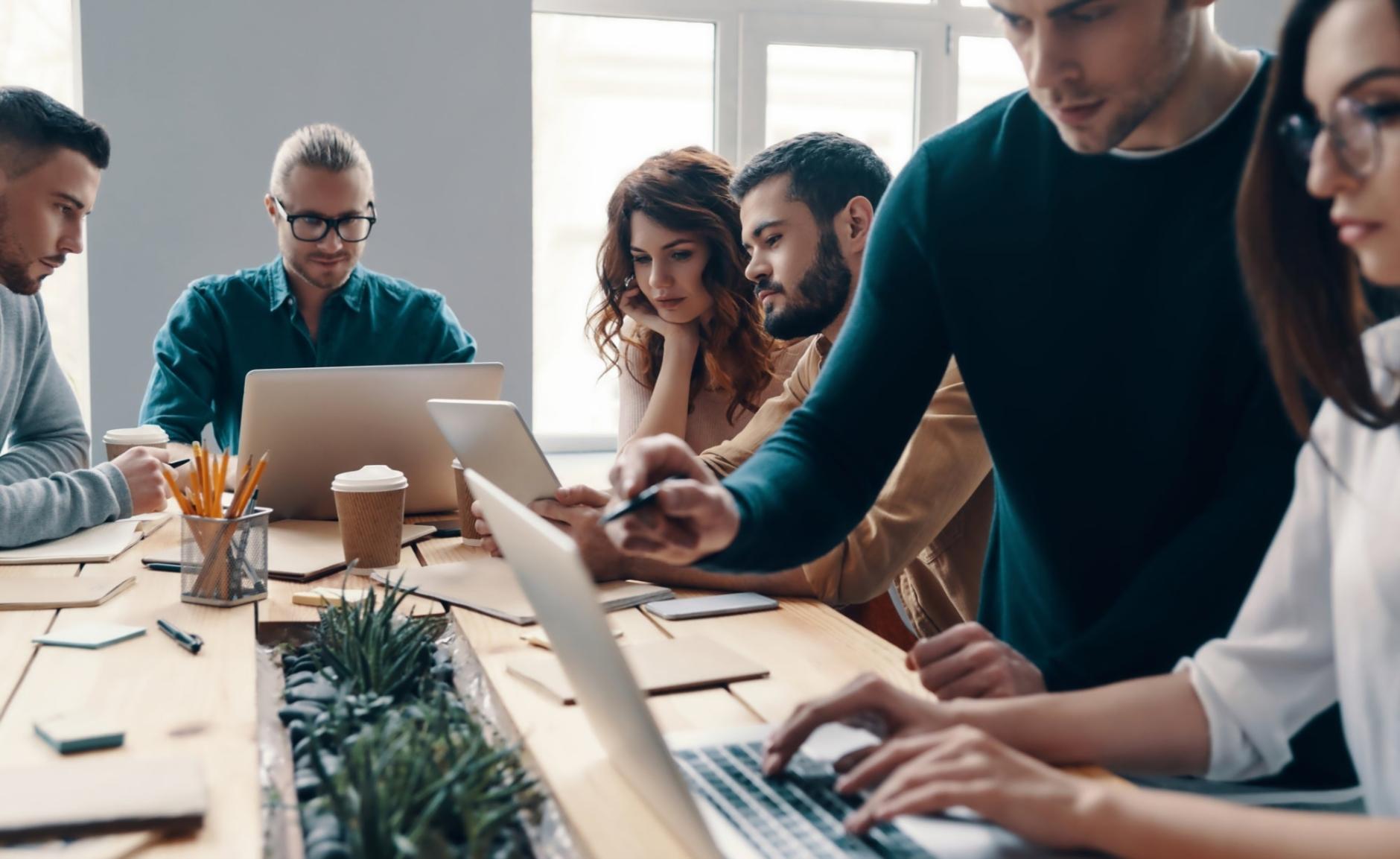 Reunión de análisis financiero